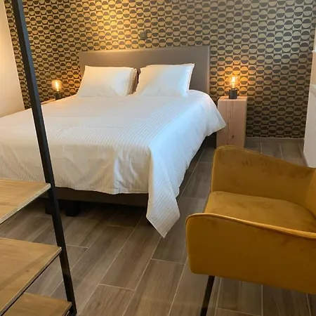 Plein La Vue מלון 4*